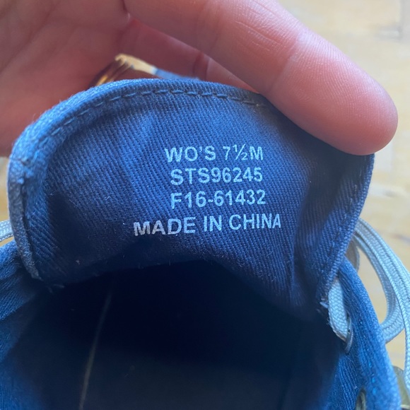 Sperry Top Sider High Tops - Picture 5 of 10